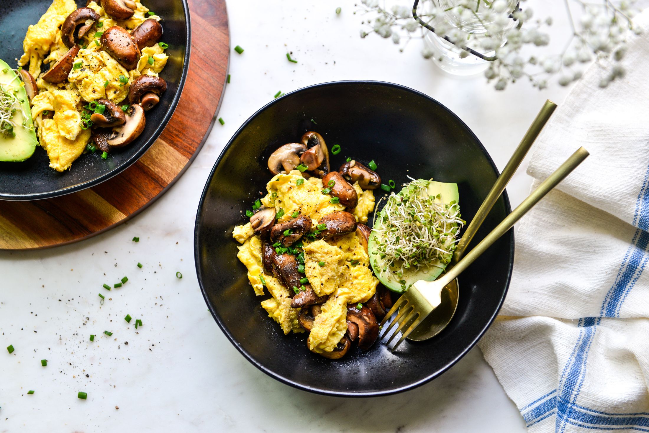 KETO EGG MUSHROOM BREAKFAST SCRAMBLE-1